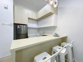 Studio At Neu Suites By The Relaxstay